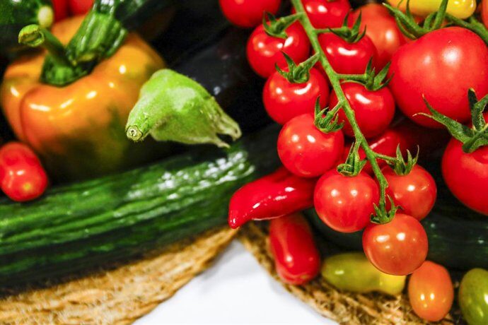 Assorted tomatoes, peppers, courgettes and cucumbers in a Europa Press archive photograph